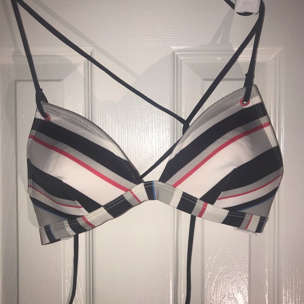 NWT Oakley two piece bikini .